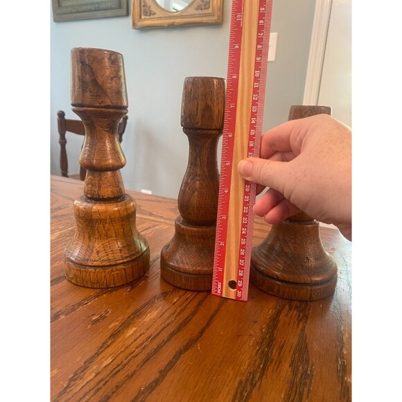 Set Of 3 Vintage Wooden Oak Candlestick Holders With Green Felt Base - Picture 2 of 6
